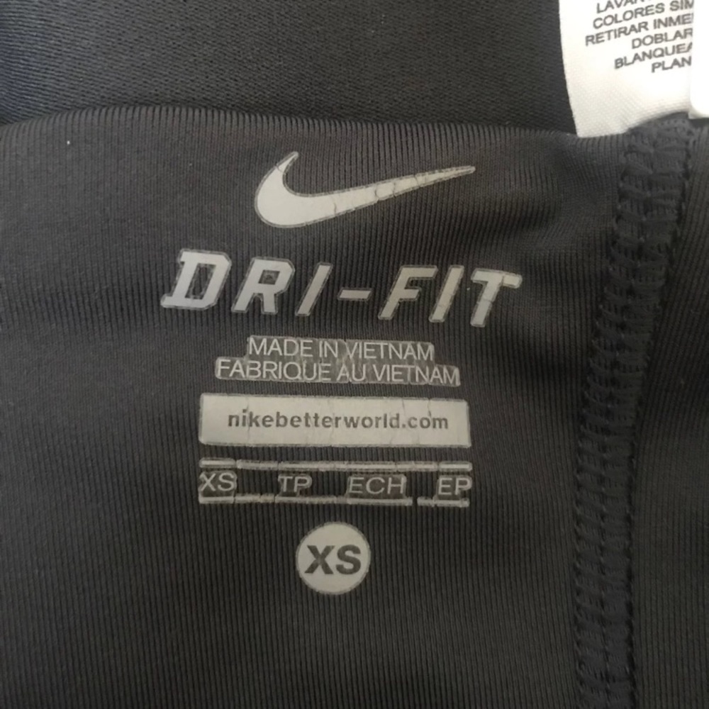 Nike Dri Fit Shorts - Picture 2 of 2